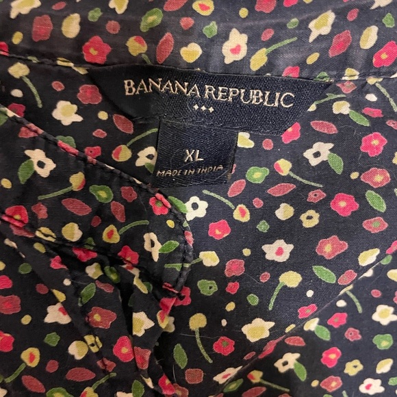 Banana republic blue small floral print button-down long sleeve blouse size XL. - Picture 4 of 6